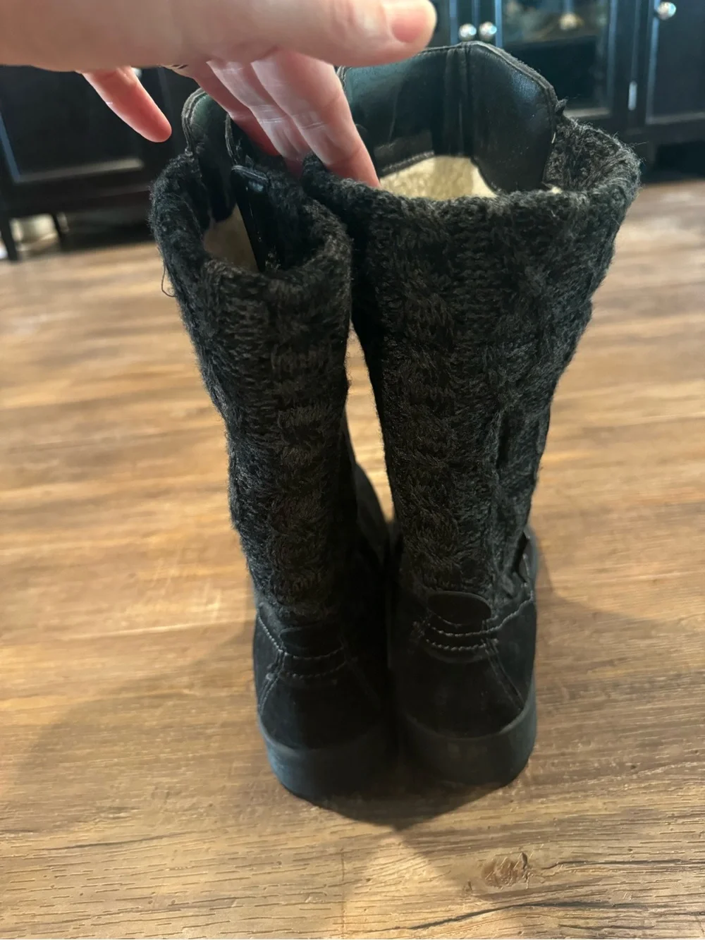 Muk Luks Casey Boots Black Faux Suede Sz 10